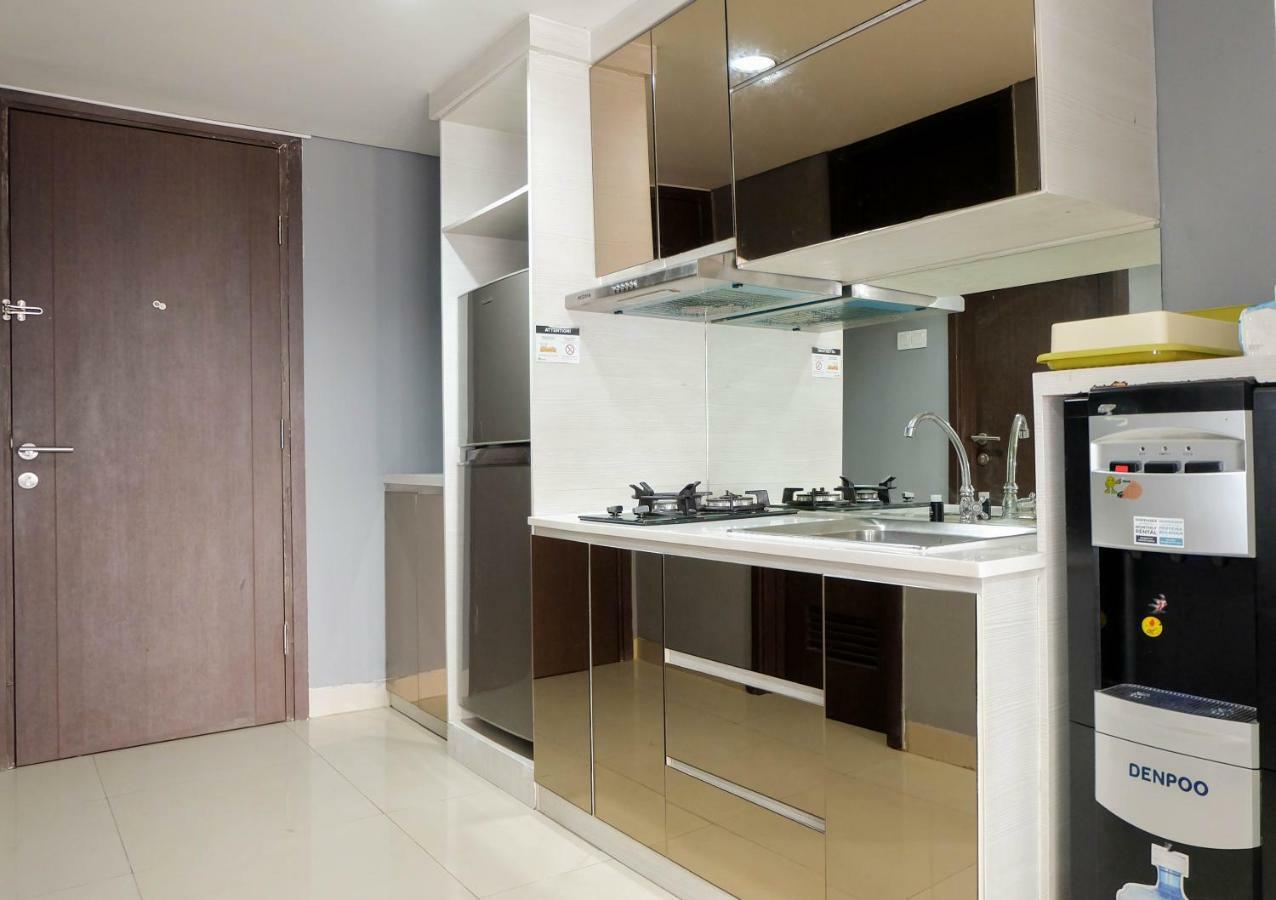 Apartemen Furnished Studio At H By Travelio *